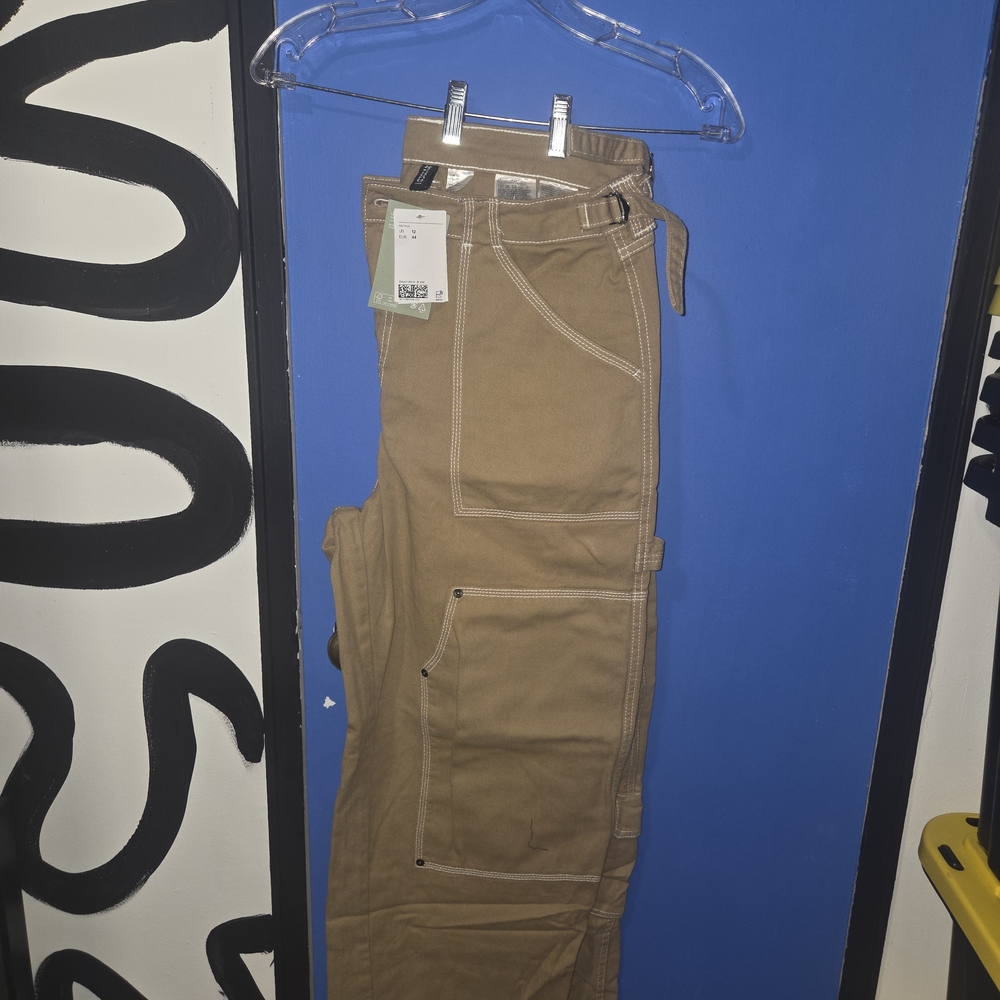 Women Tan Cargo Pants